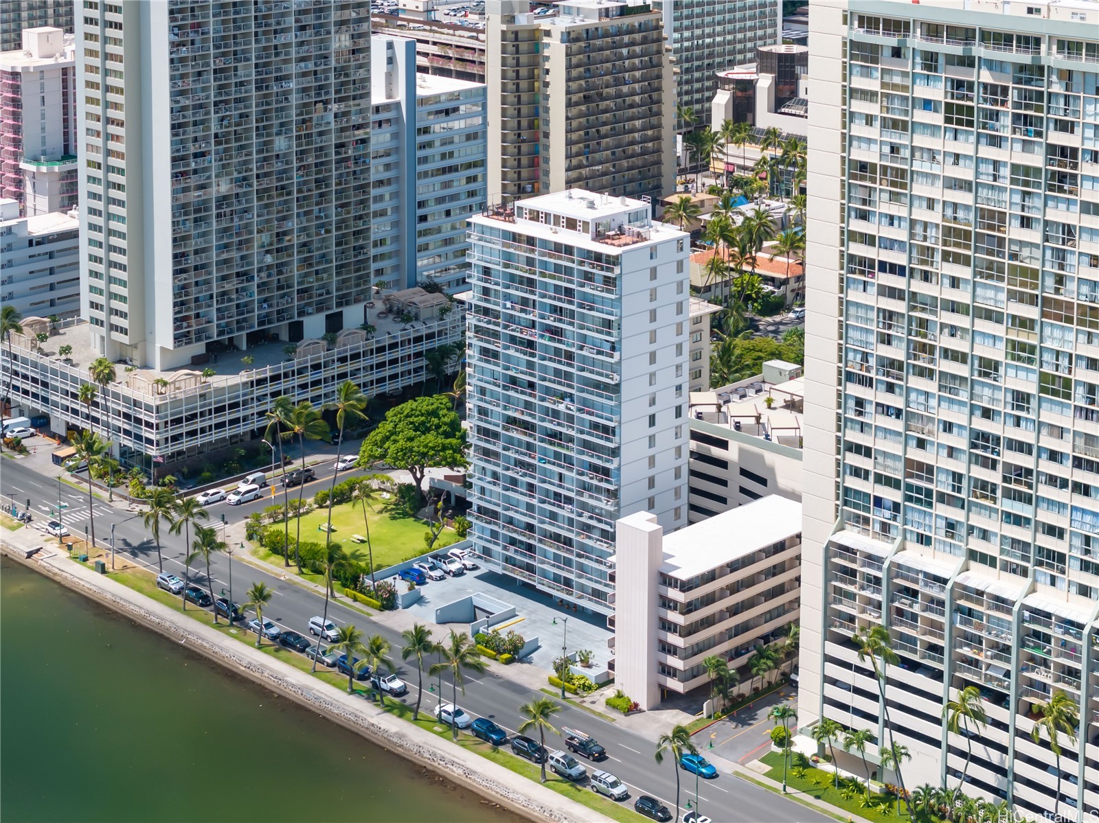 2233 Ala Wai Condominium