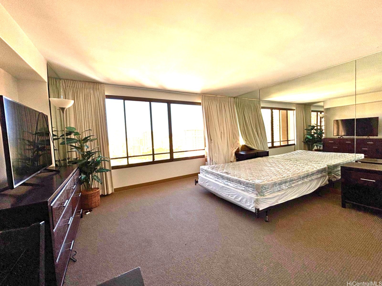 1778 Ala Moana Boulevard 3215