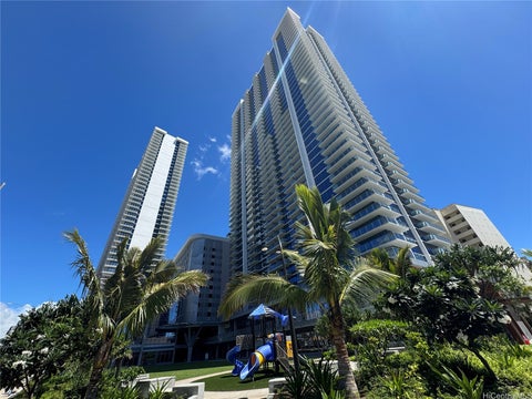 Photo of 1500 Rycroft Street #2518R, Honolulu, HI 96814 (MLS # 202617939)