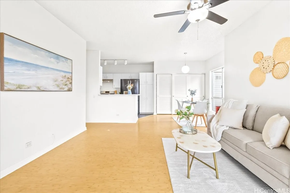 Ewa Beach, Hawaii 96706, United States, 2 Bedrooms Bedrooms, ,2 BathroomsBathrooms,Residential,Active,111720