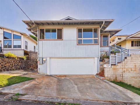 Photo of 1801 Skyline Drive, Honolulu, HI 96817 (MLS # 202619282)