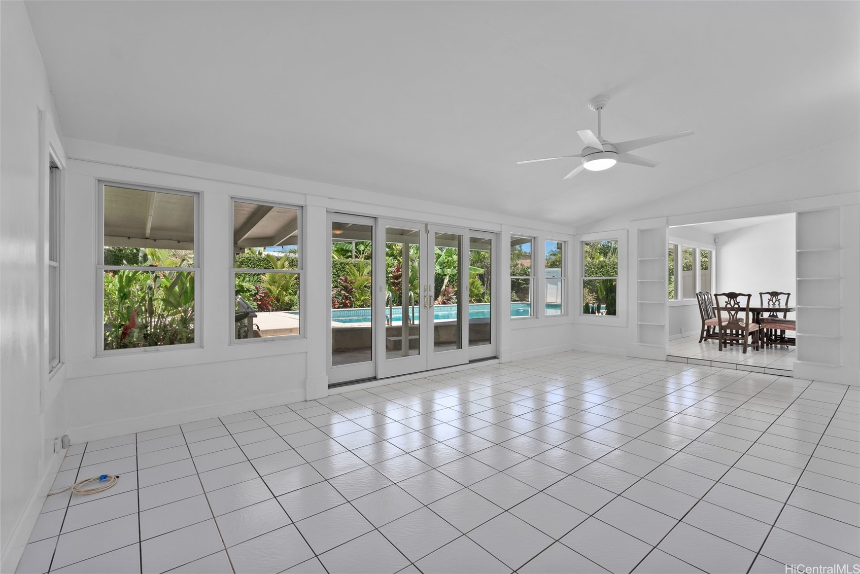 743 Mokapu Road