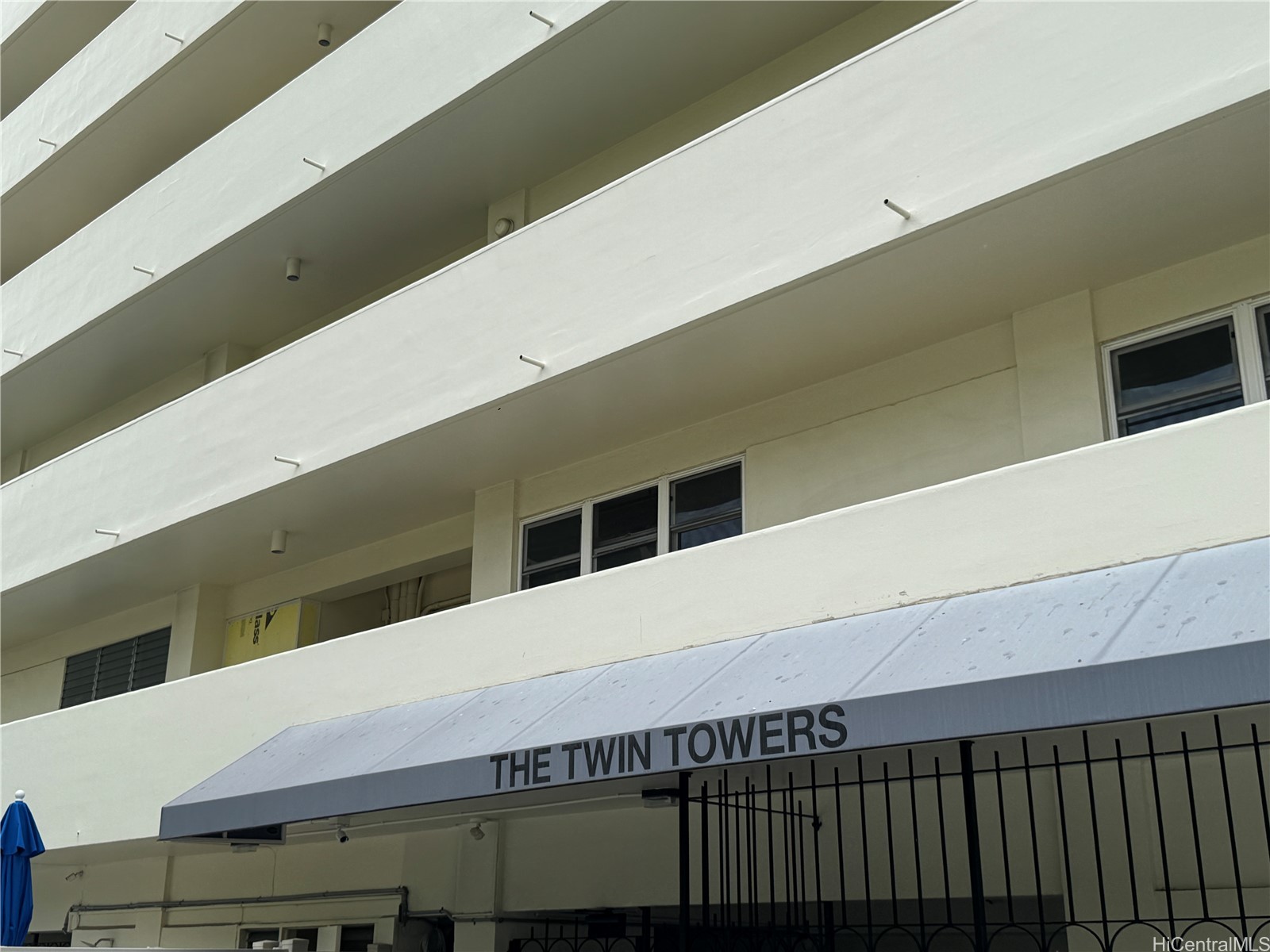 Twin Towers The Residential Lease
