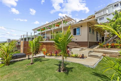 1358 Makaikoa Street Honolulu HI 96821