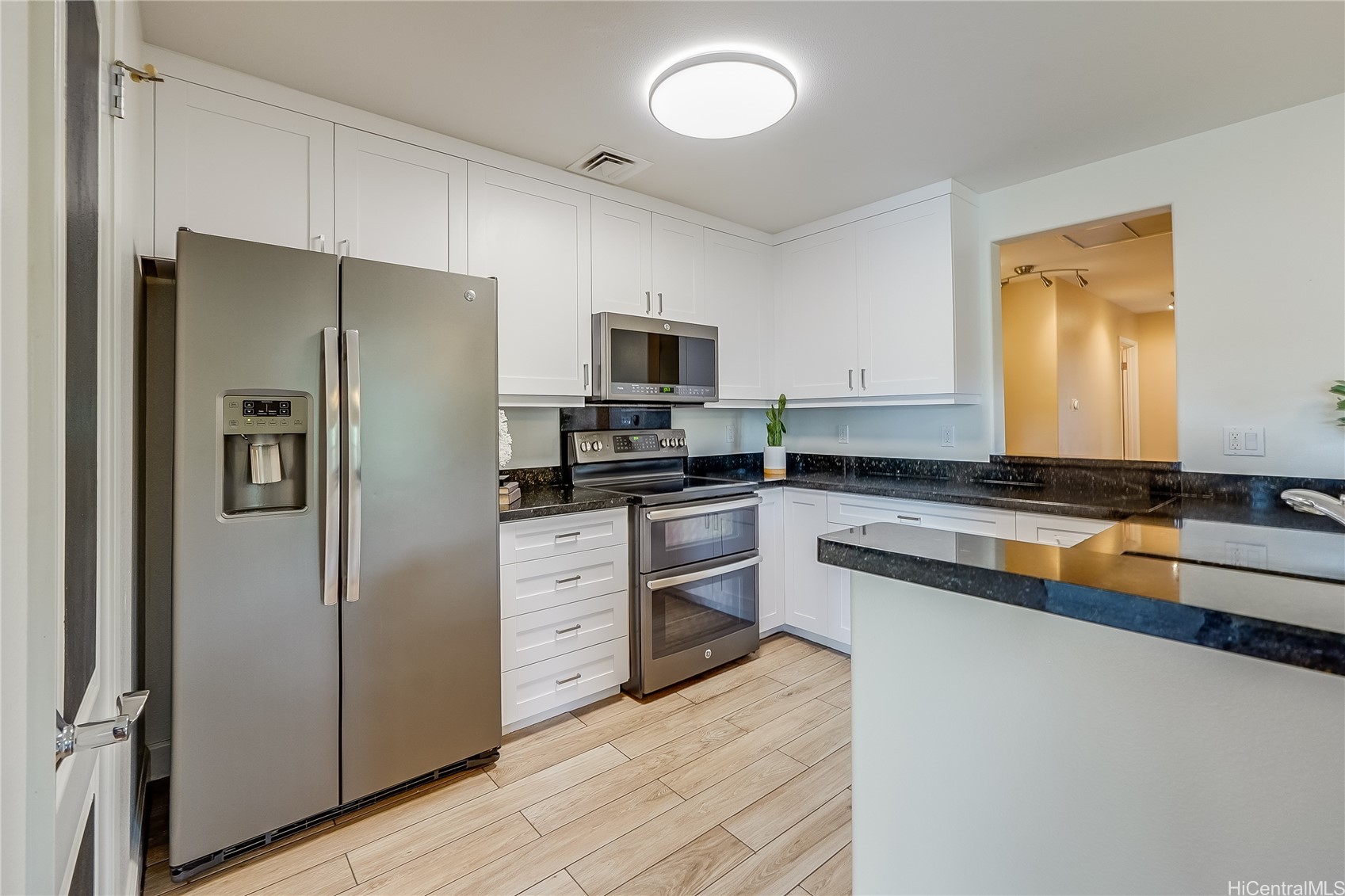 92-1027 Koio Drive B M10-2