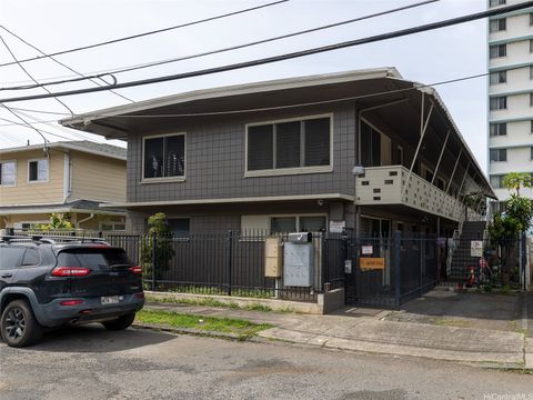 Photo of 1213 Matlock Avenue, Honolulu, HI 96814 (MLS # 202607746)