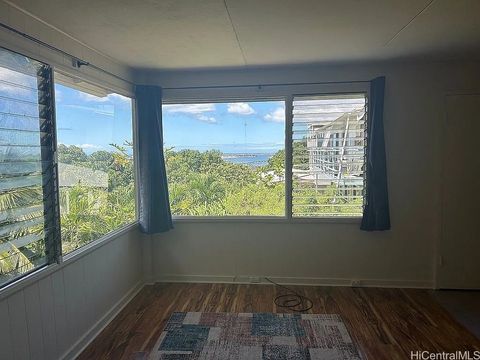 Photo of 99-633 Aiea Heights Drive, Aiea, HI 96701 (MLS # 202605569)