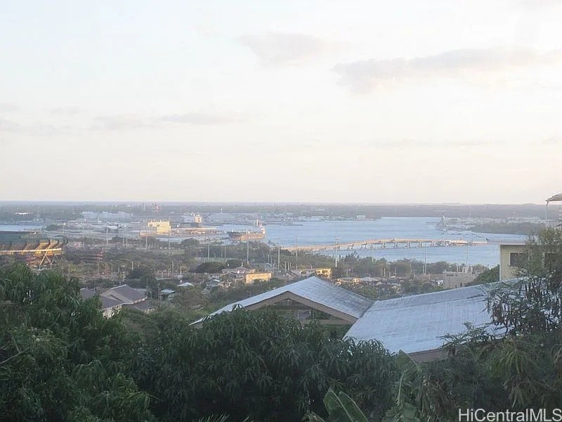 99-633 Aiea Heights Drive