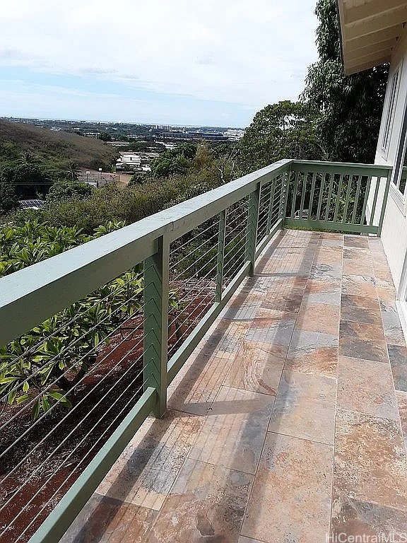 99-633 Aiea Heights Drive