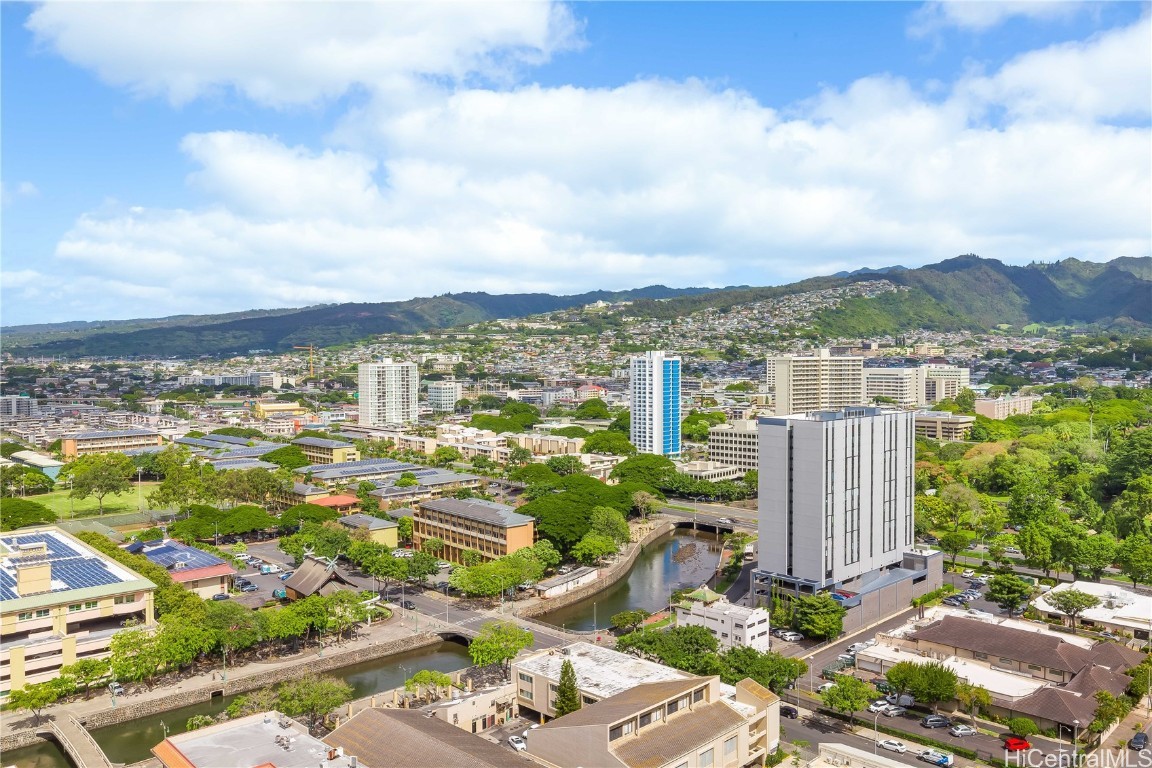 Honolulu Tower Condominium