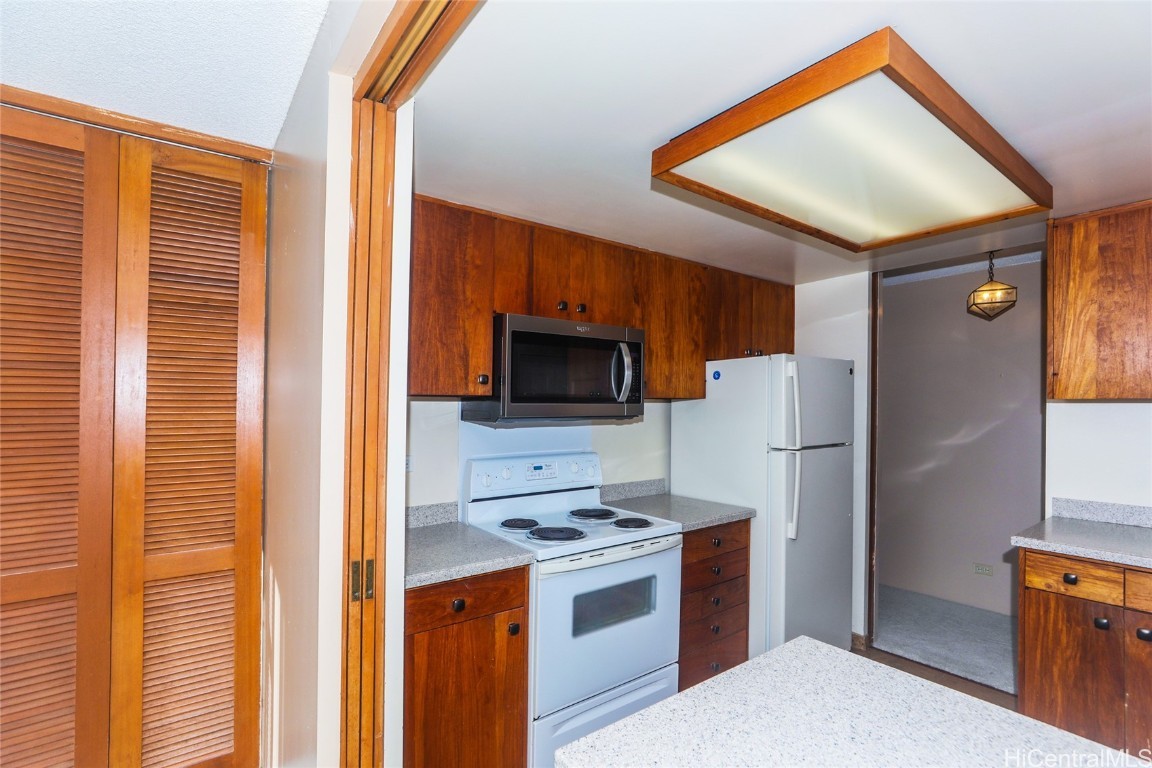 250 Kawaihae Street 12F
