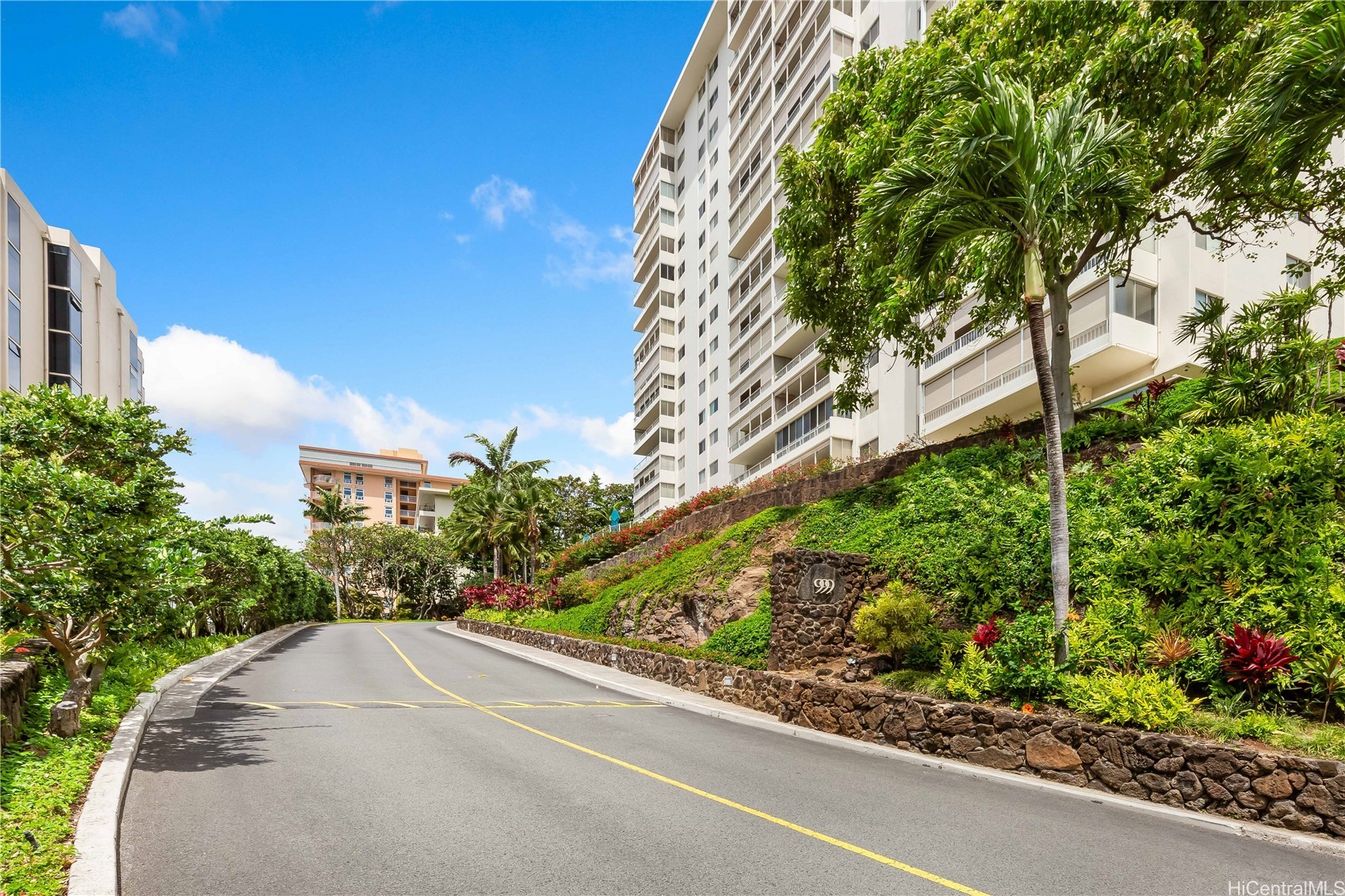 999 Wilder Condominium