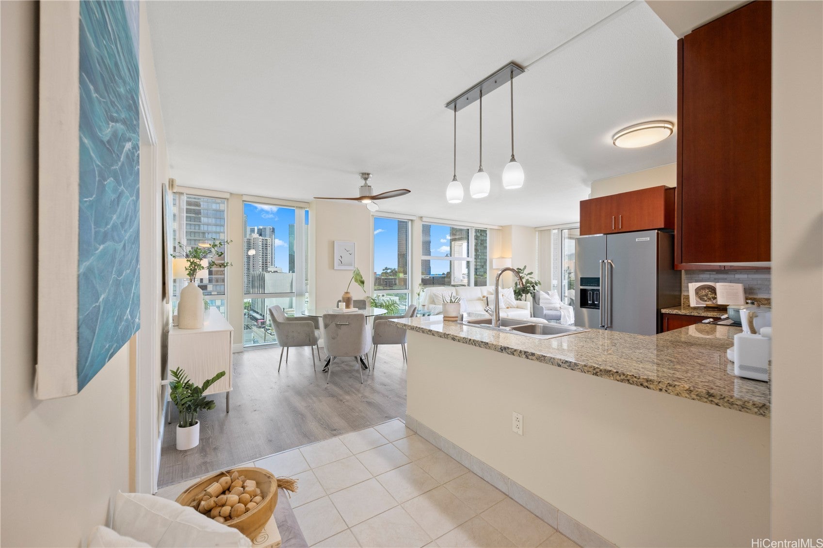 909 Kapiolani Boulevard 1101