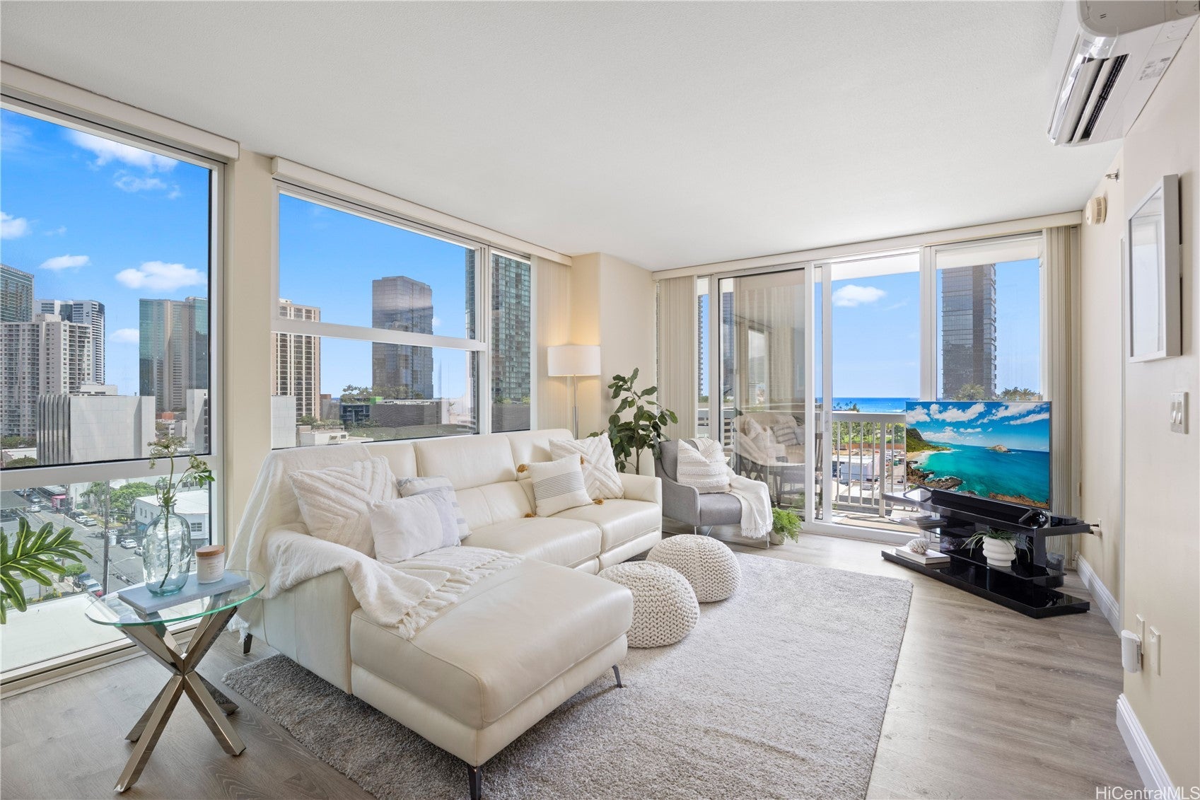 909 Kapiolani Boulevard 1101