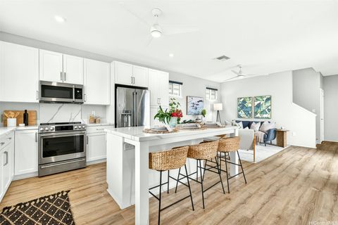 91-1101 Franklin D Roosevelt Avenue 106 Kapolei HI 96707