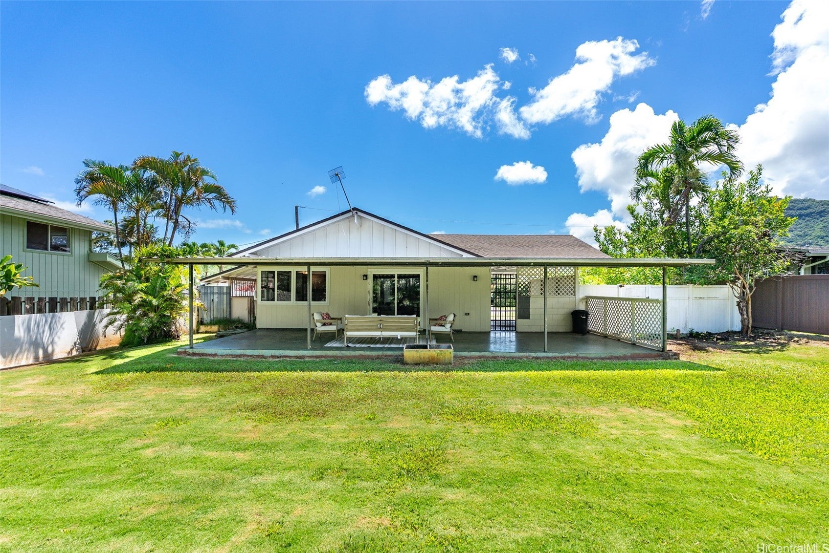 1322 Ulupuni Street