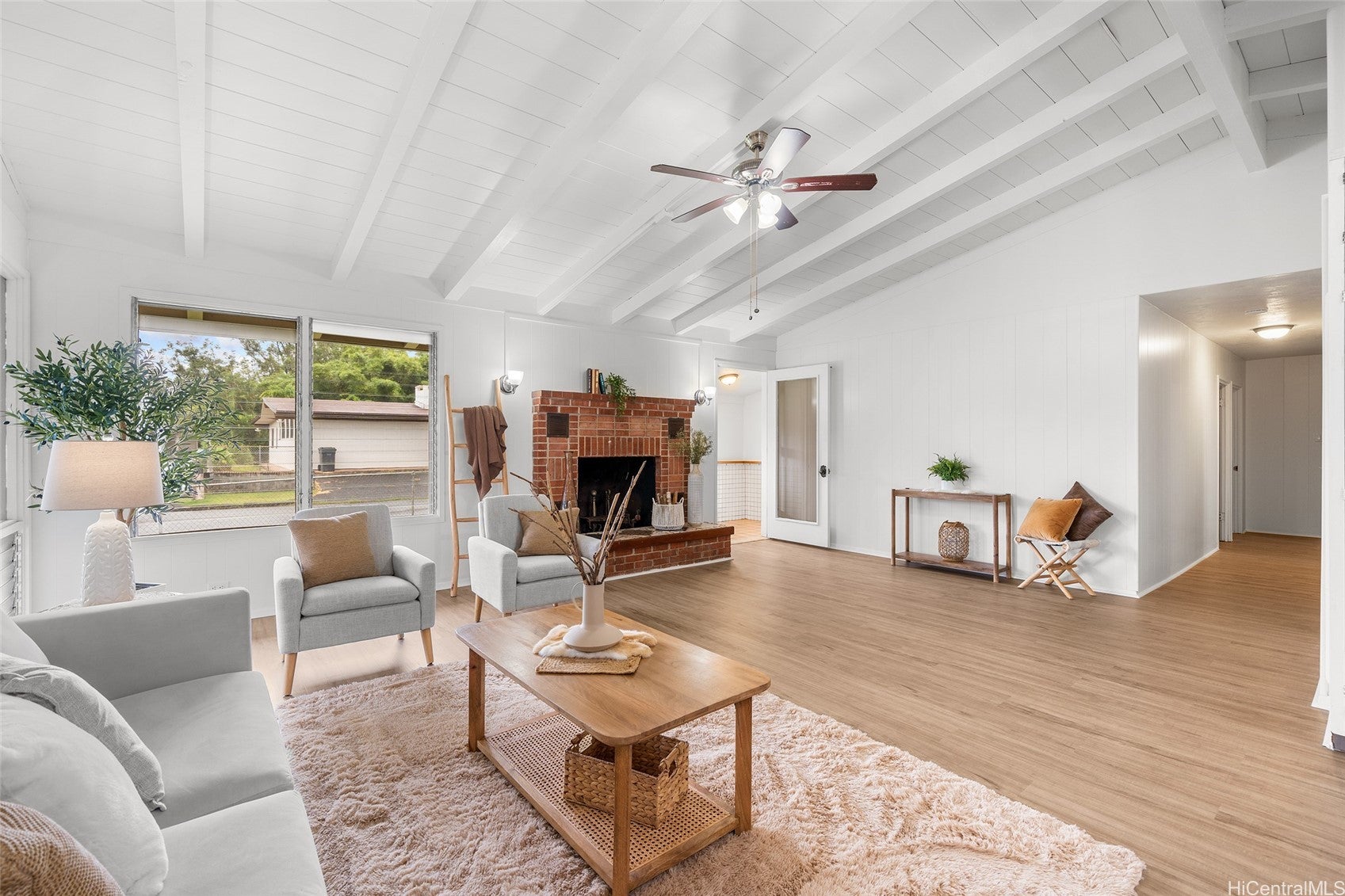 218 Hakuone Street