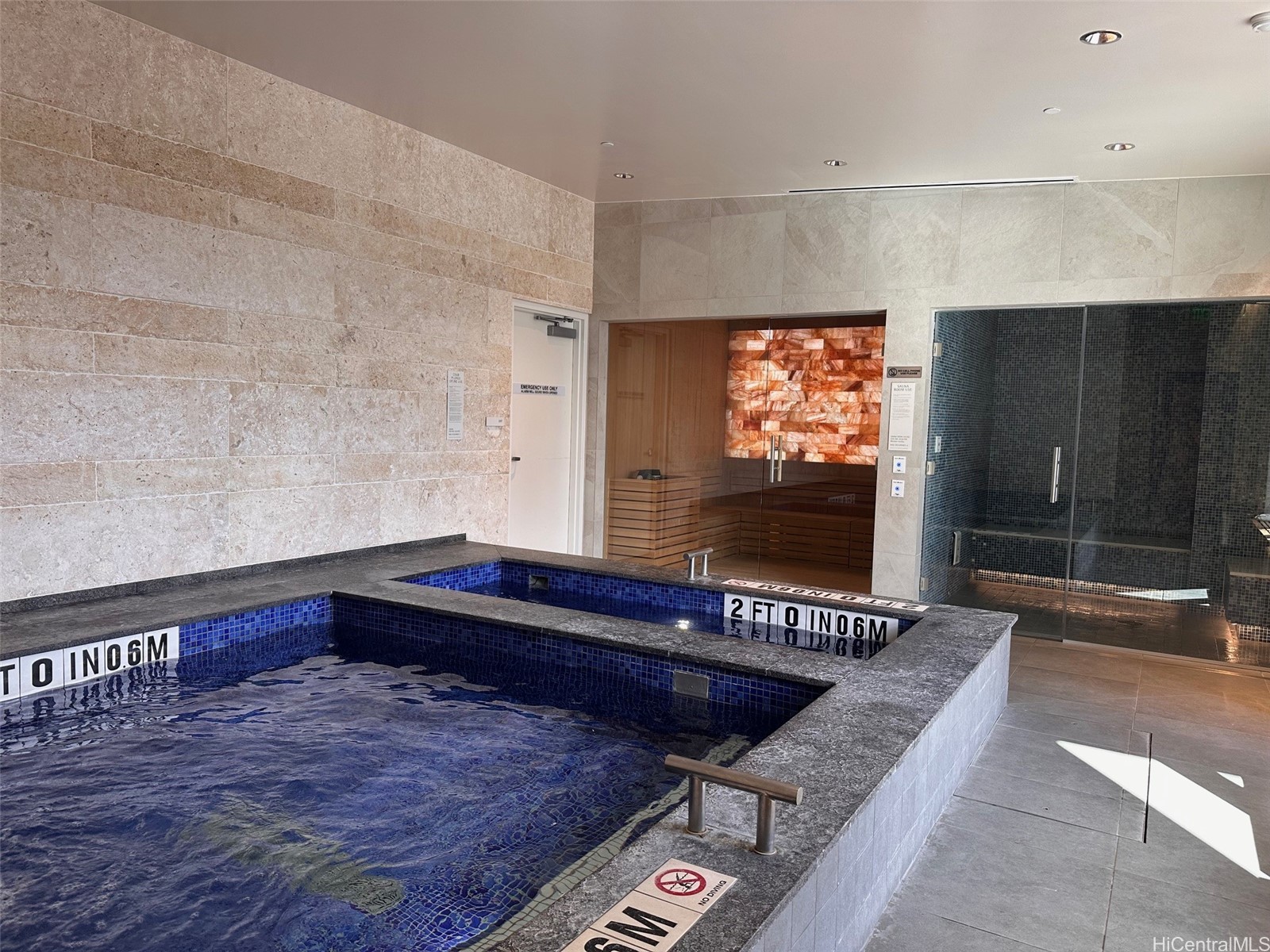Sky Ala Moana West Residential Lease