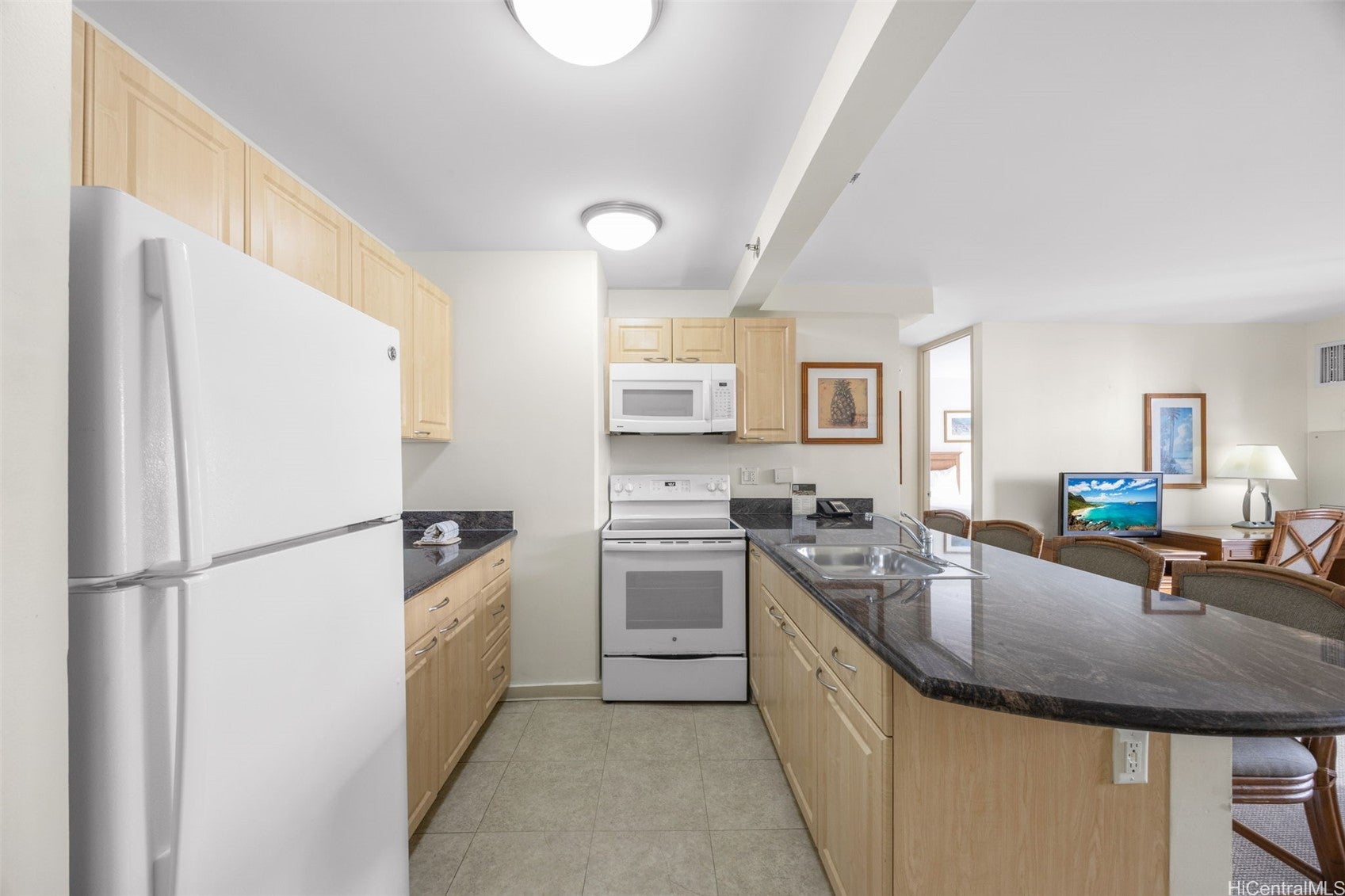 229 Paoakalani Avenue 1404 (NUC)