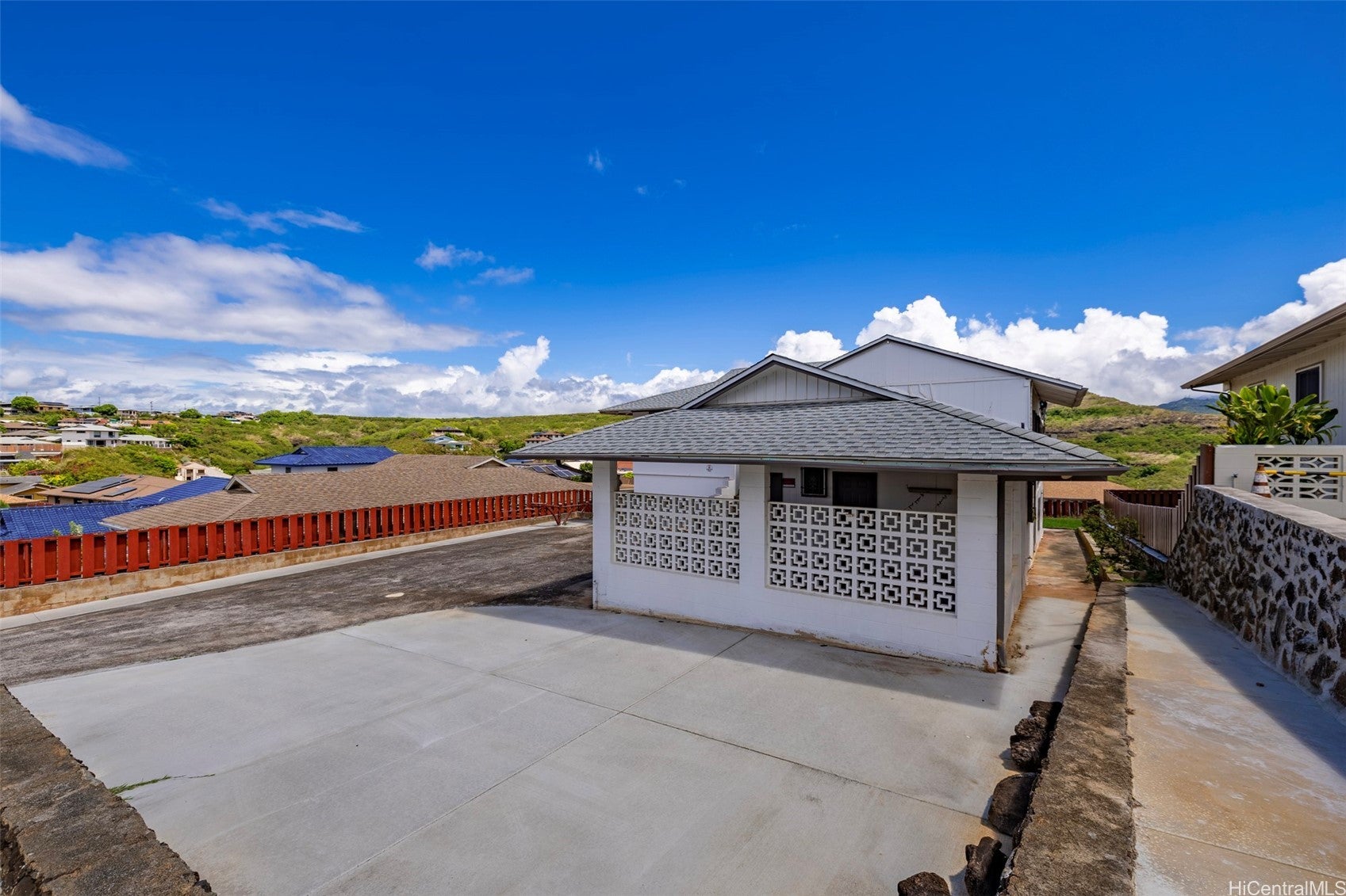 1151 Ala Aloalo Street