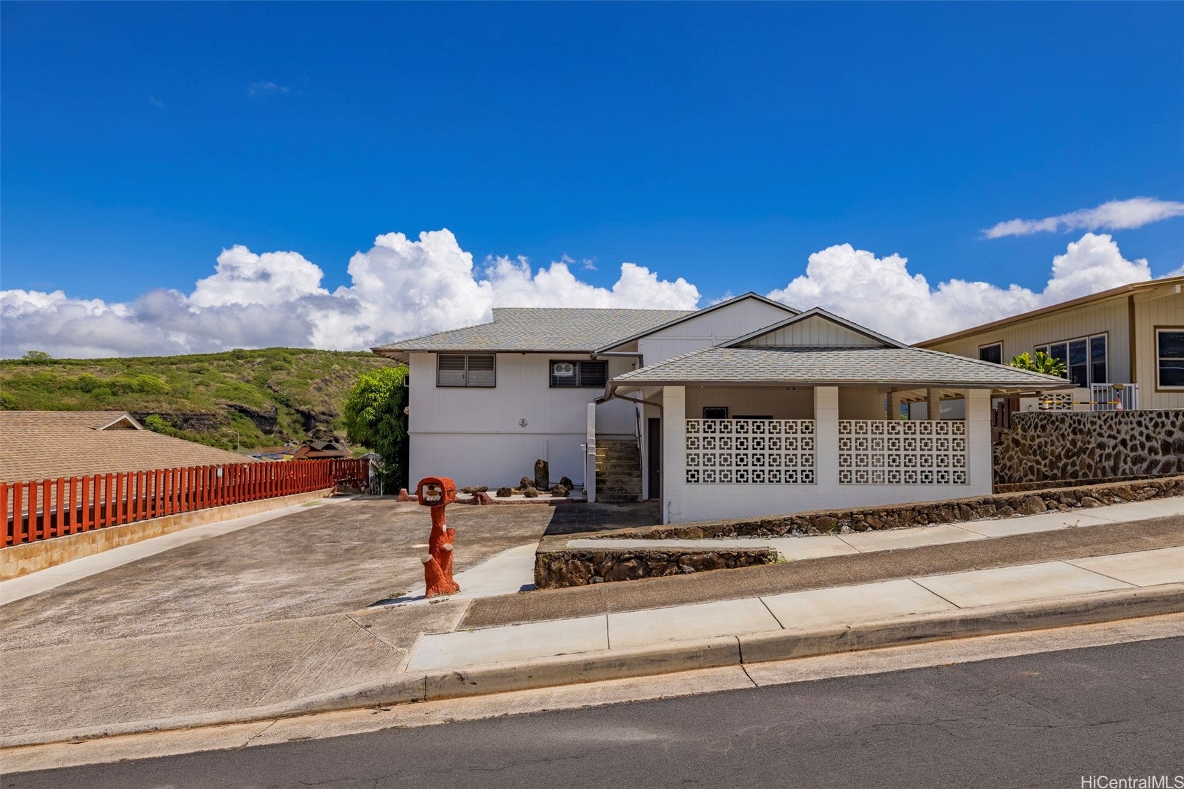 1151 Ala Aloalo Street