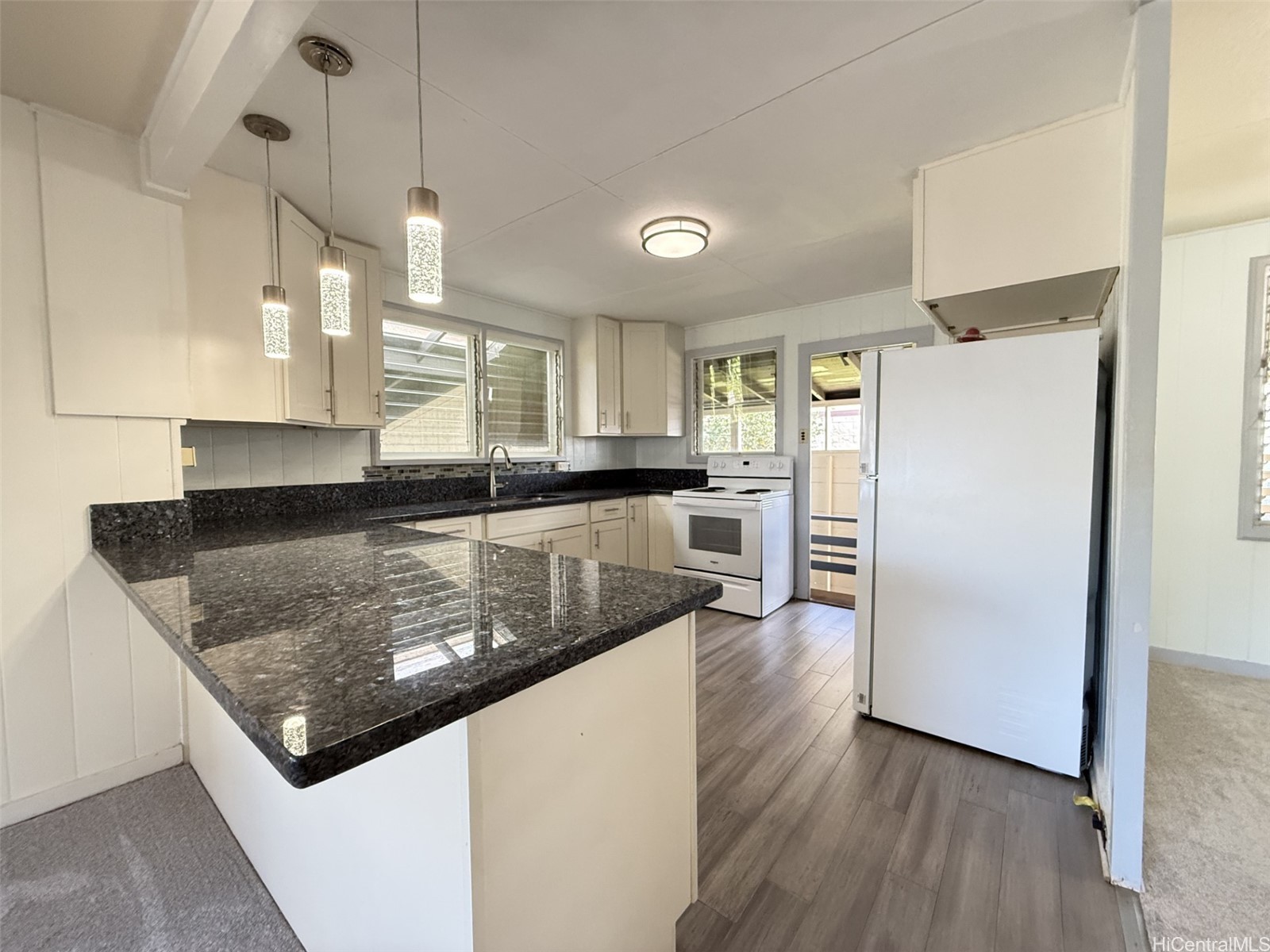 171-A Makaweo Avenue