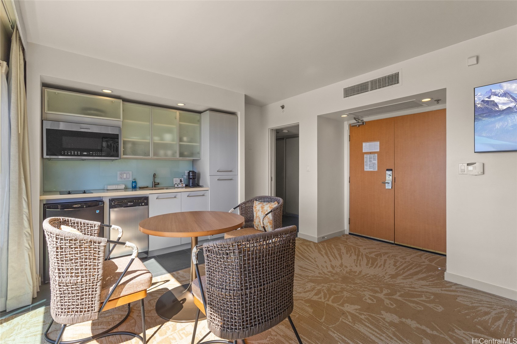 410 Atkinson Drive 907