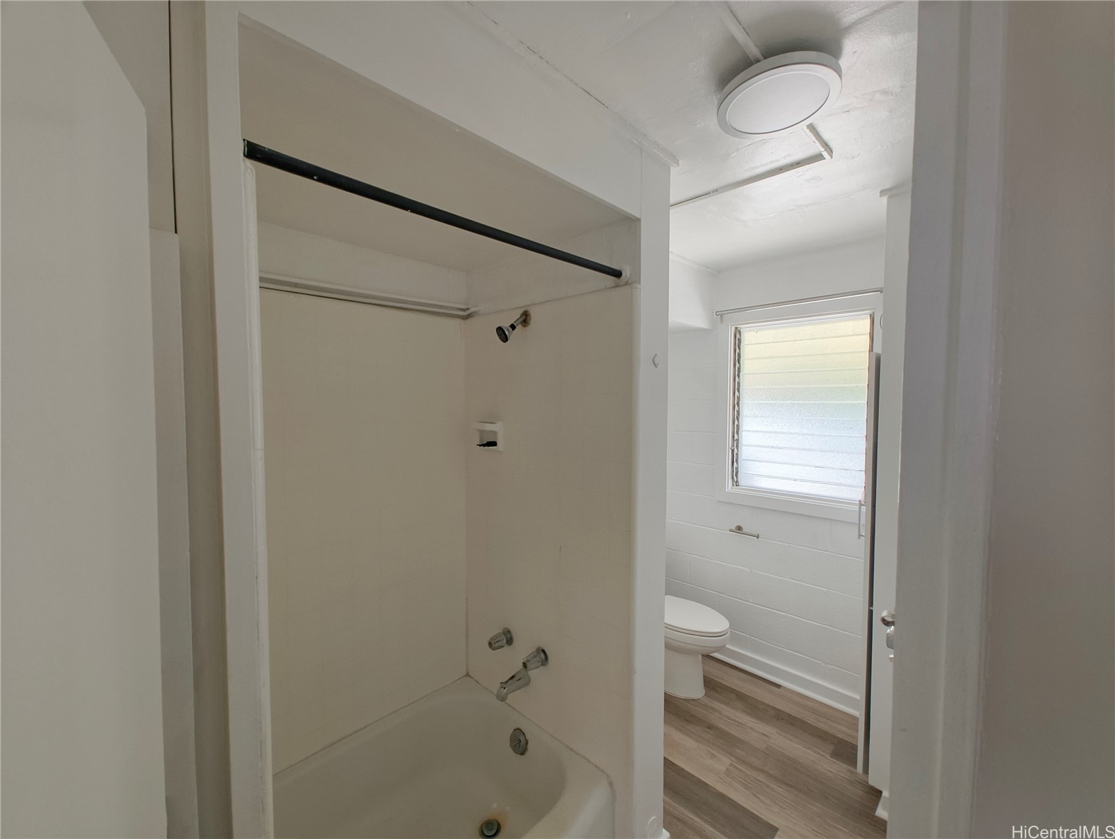 Makiki Courte Residential Lease