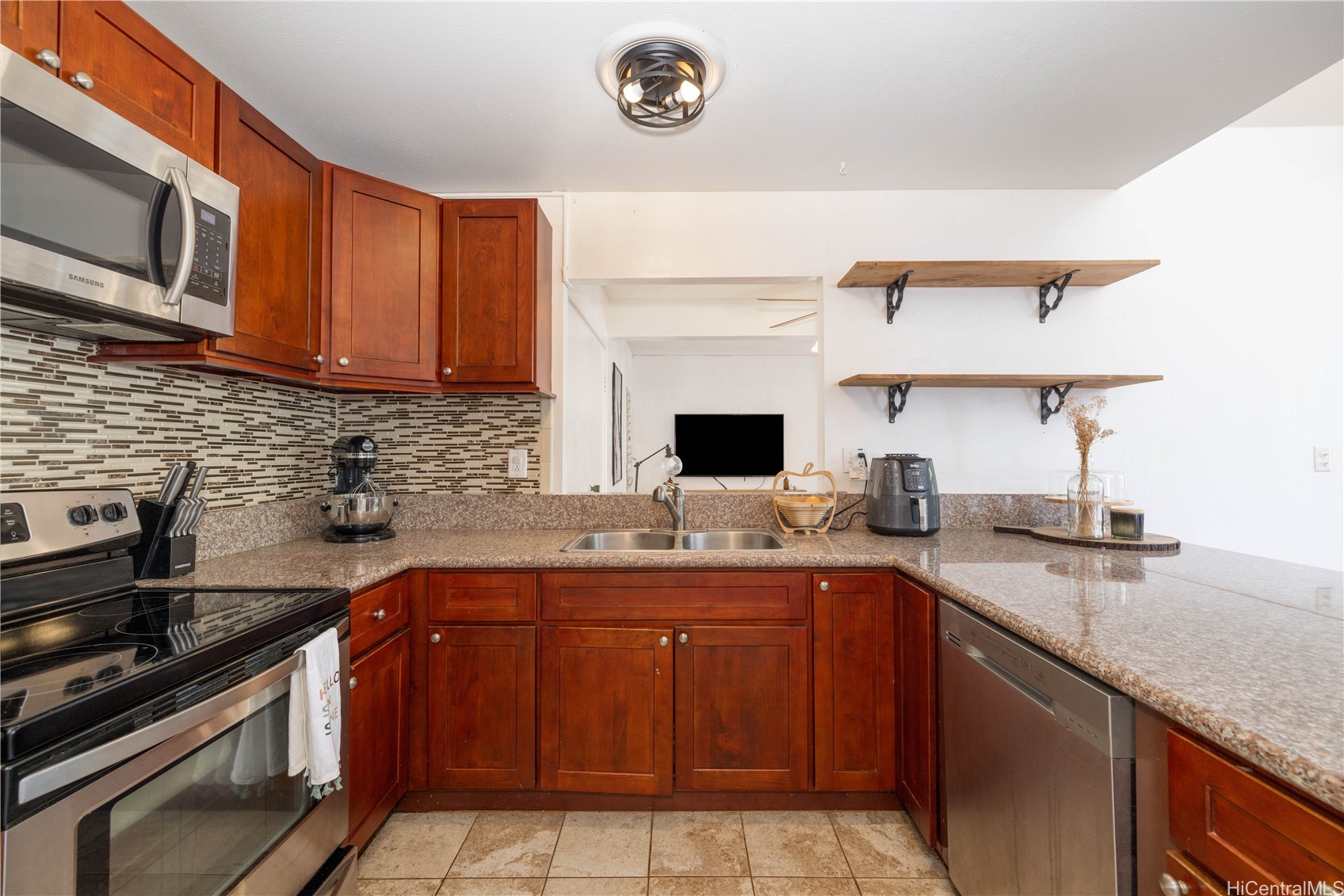 94-208 Kealohi Street 172