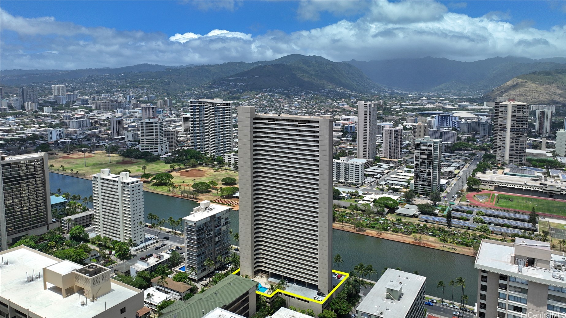 2121 Ala Wai Condominium