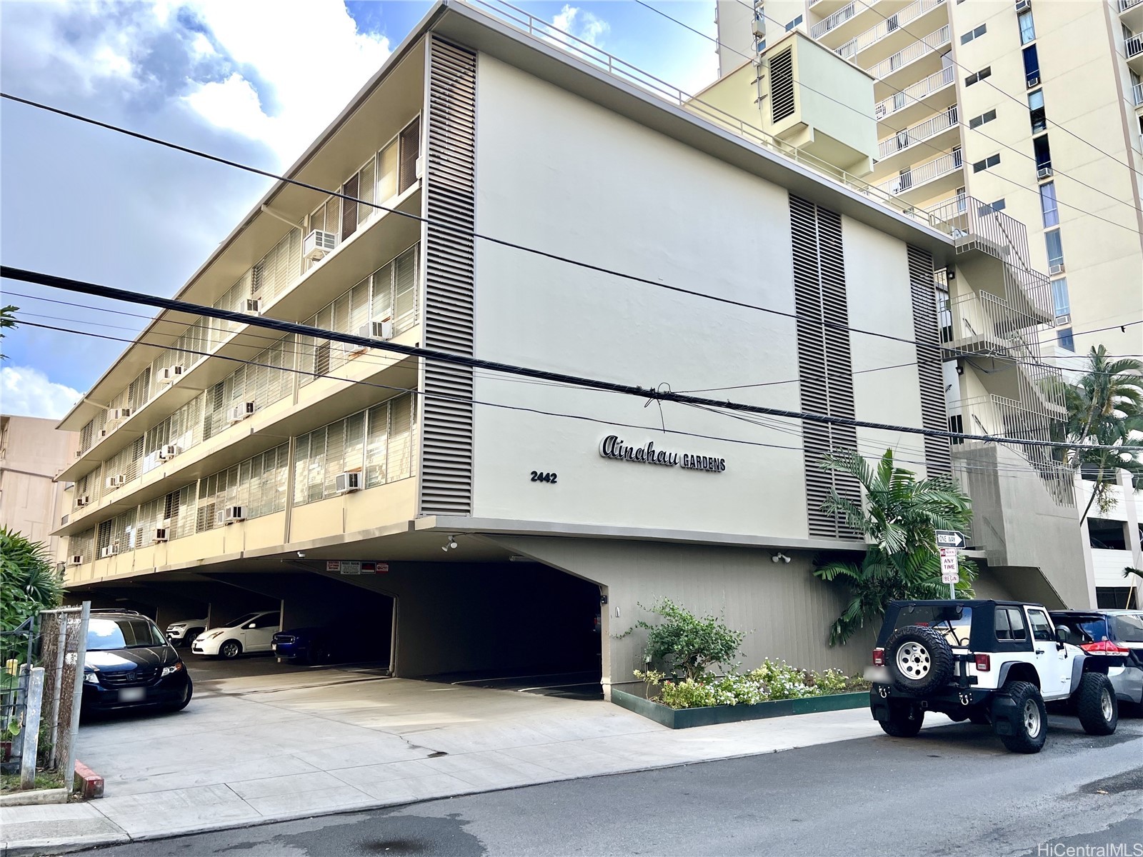 Ainahau Gardens Condominium