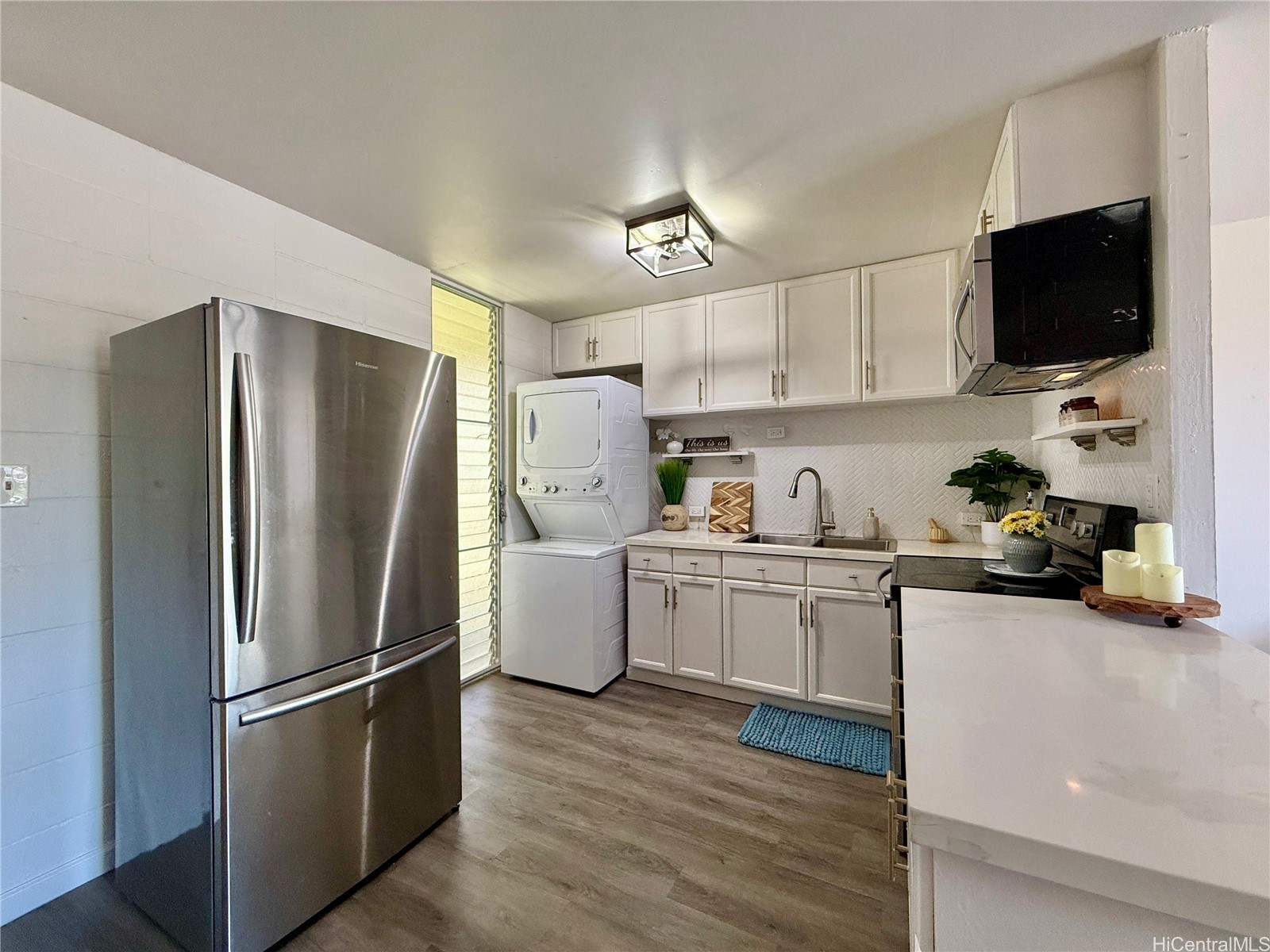 95-2055 Waikalani Place B204