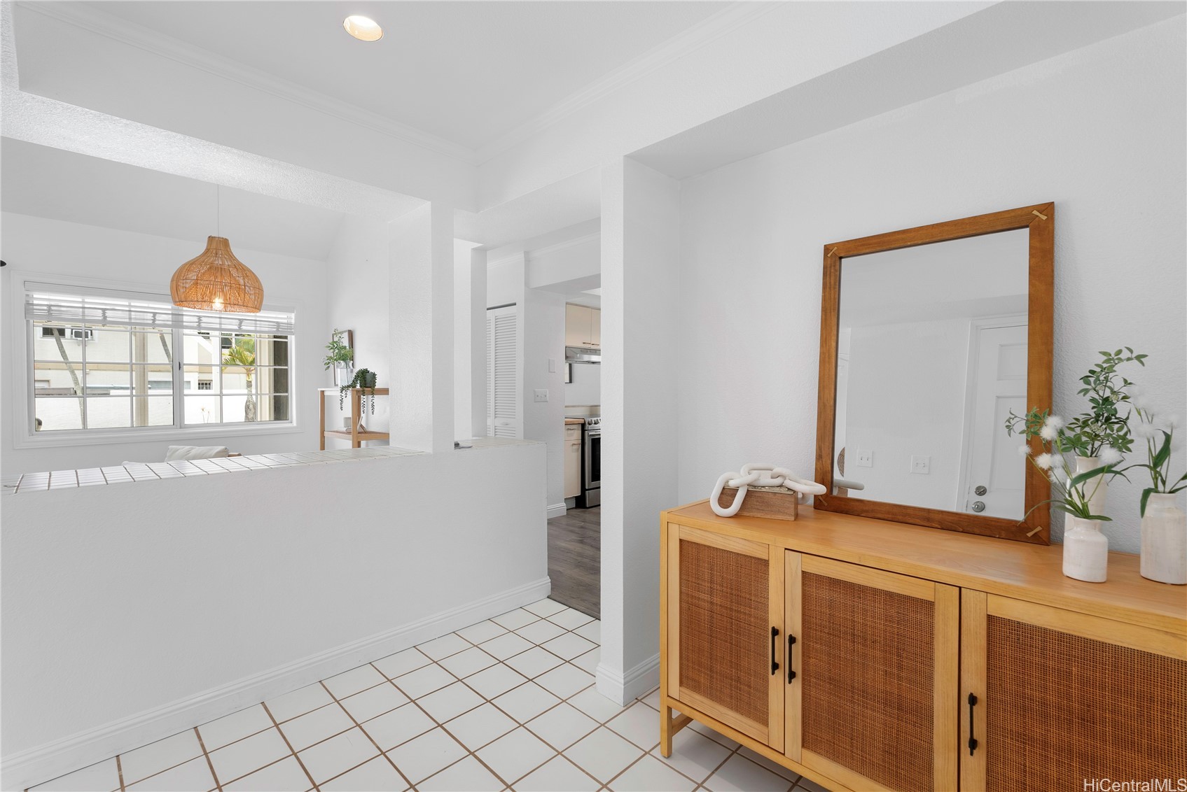 7285 Kanoenoe Street
