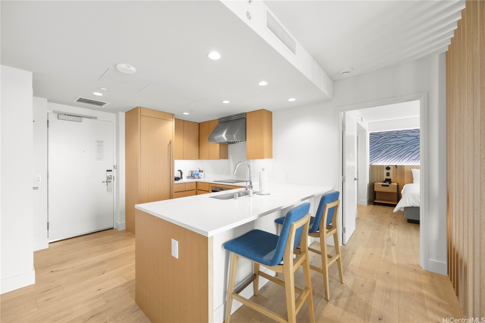 1390 Kapiolani Boulevard 3805