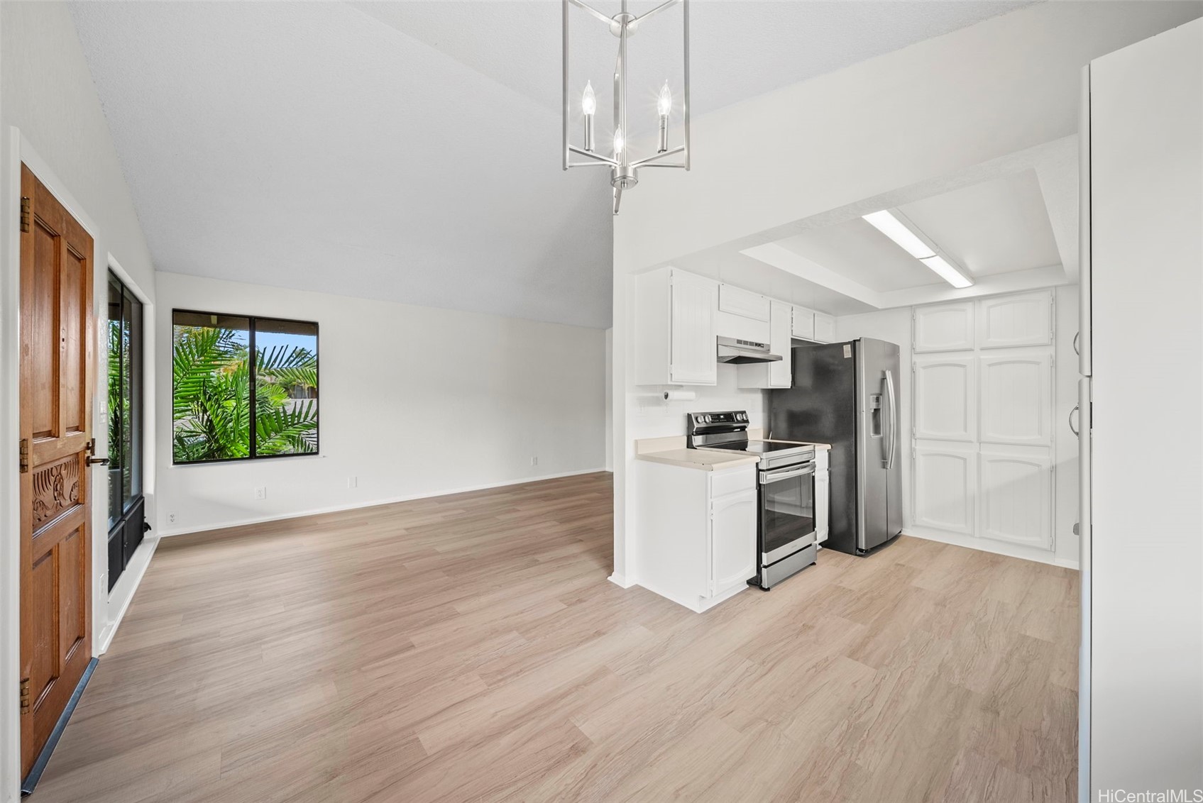 98-1796 Kaahumanu Street 61D