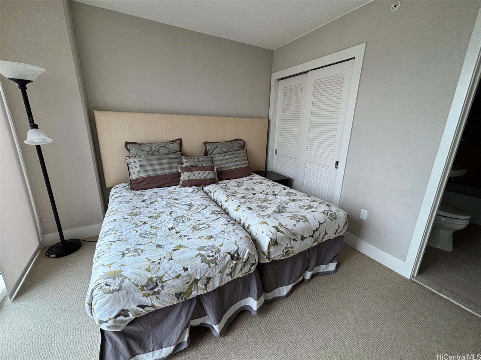 1837 Kalakaua Avenue 2202