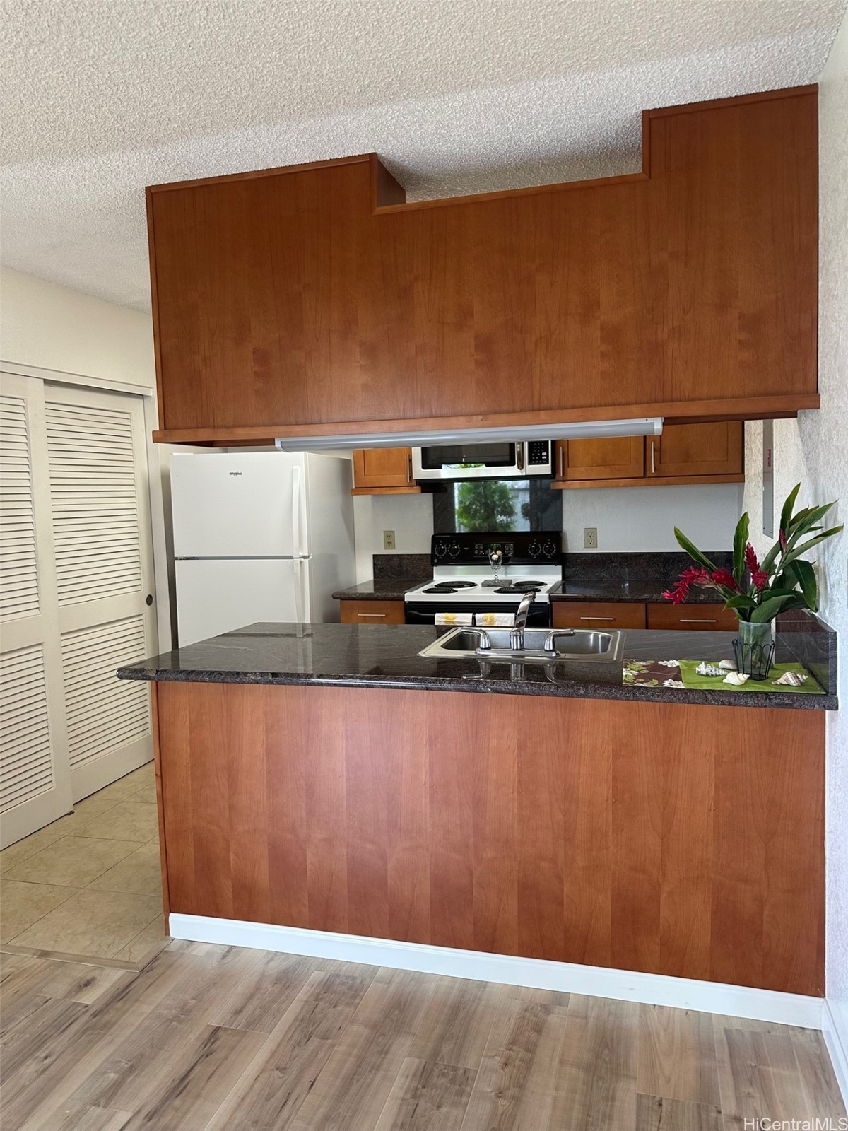 94-1074 Paawalu Street P1