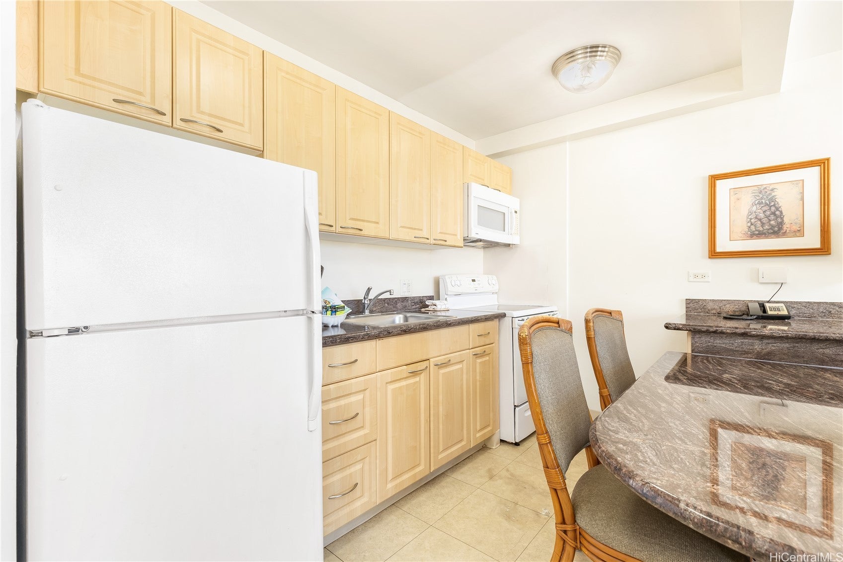 229 Paoakalani Avenue 3102 (NUC)