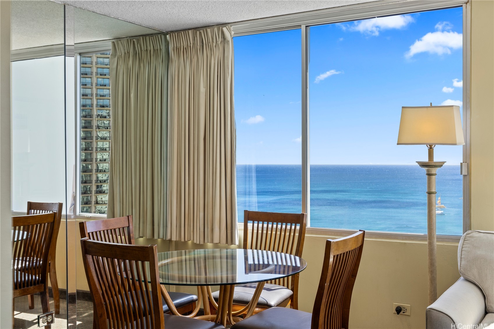 2427 Kuhio Avenue 2503