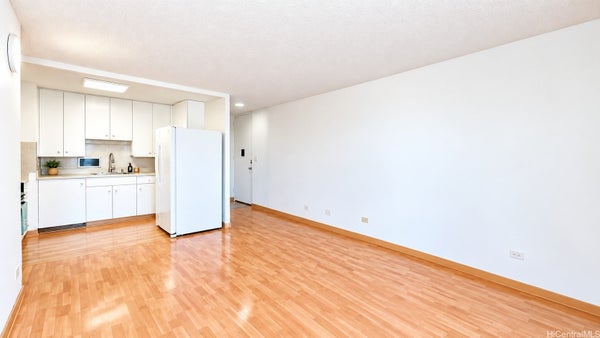 1400 PENSACOLA ST APT 703, HONOLULU, HI 96822 - Image e7617f194e0a77a394da4fa221d70a7c/3963277977