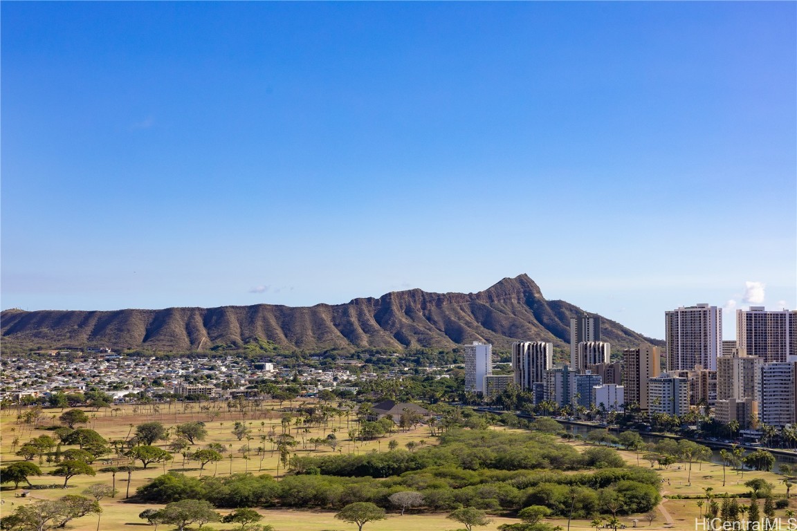 Royal Iolani Condominium