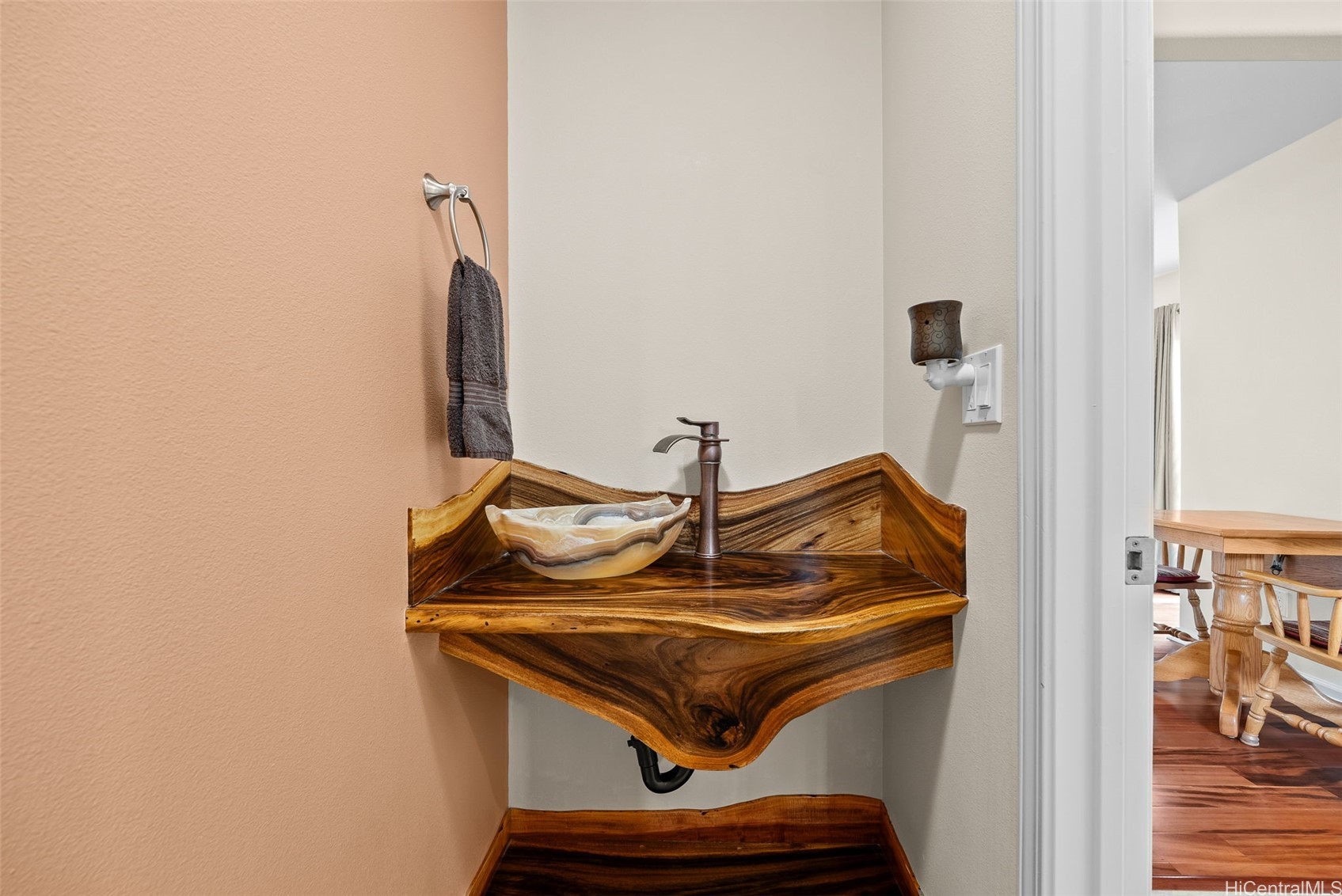 84-575 Kili Drive 56