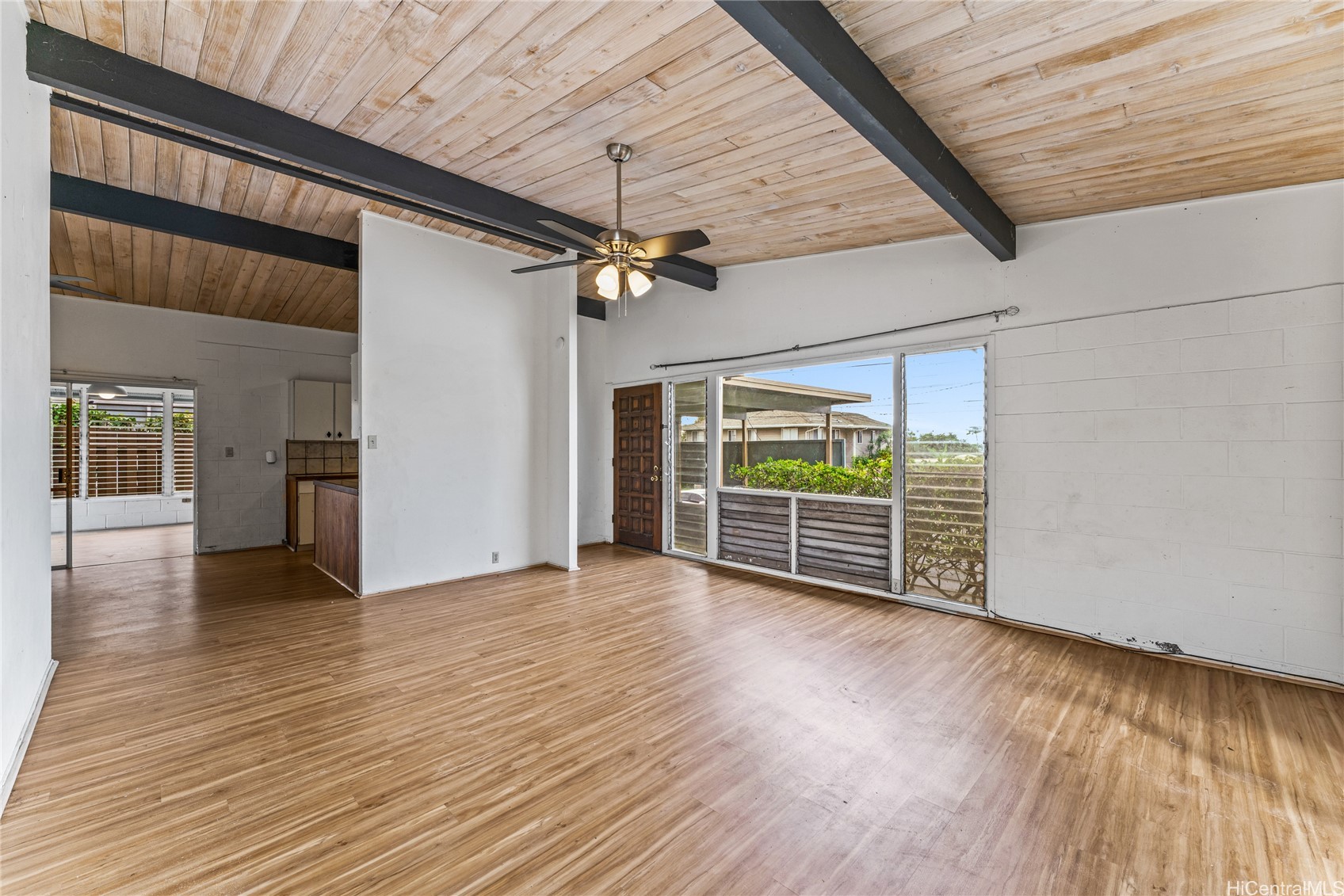 1427 Puanakau Street