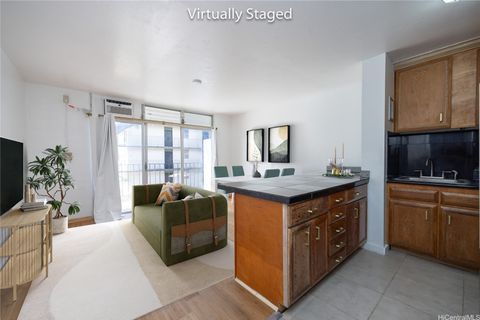 1914 University Avenue 305 Honolulu HI 96822