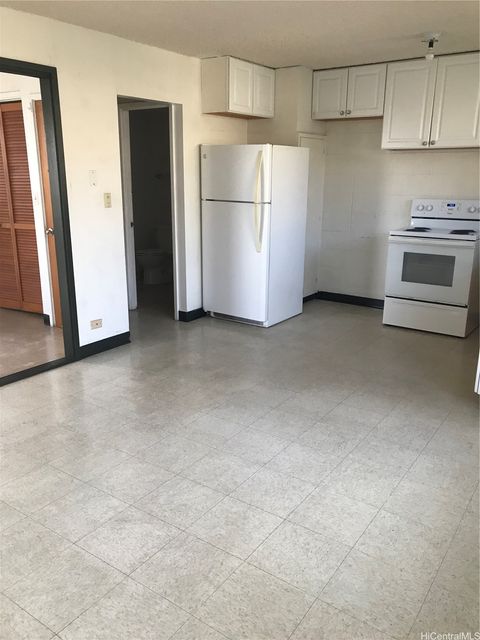 Photo of 1409 Kinau Street #1, Honolulu, HI 96814 (MLS # 202604794)