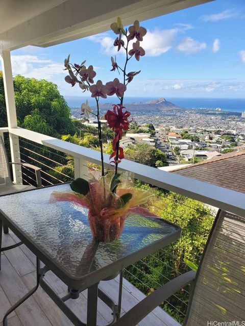 Photo of 1605 Quincy Place, Honolulu, HI 96816 (MLS # 202604263)