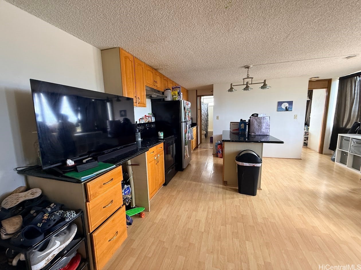 1060 Kamehameha Highway 803A
