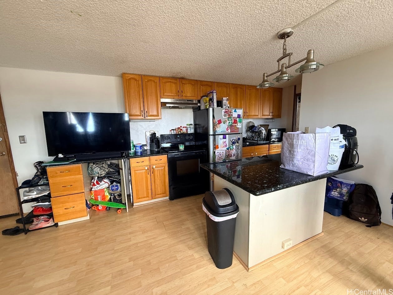 1060 Kamehameha Highway 803A