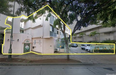 2406 Kuhio Avenue Honolulu HI 96815