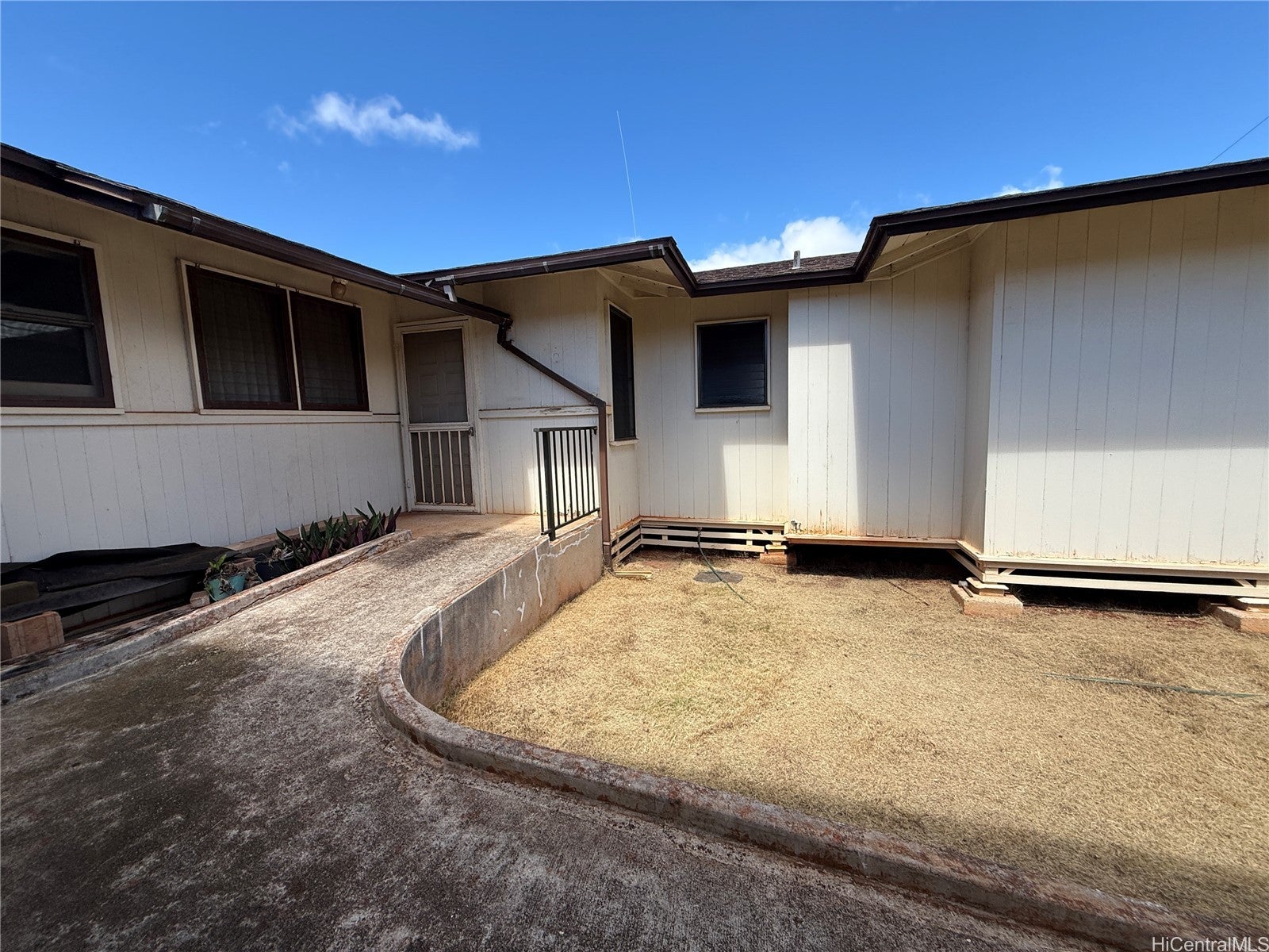 1248 Hoohulu Street